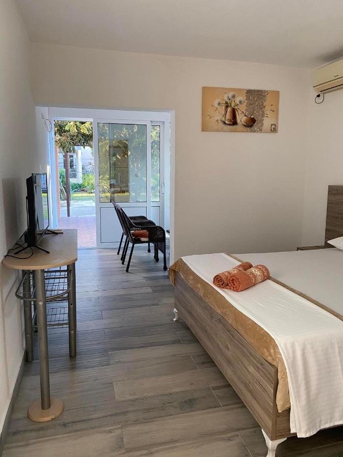 Curani House Apartment Улцин Екстериор снимка