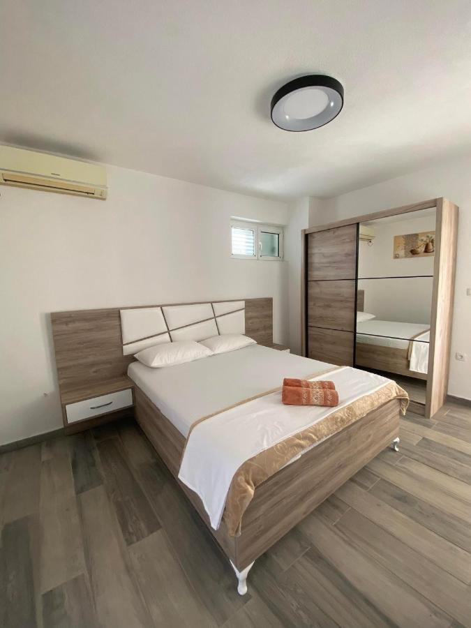 Curani House Apartment Улцин Екстериор снимка