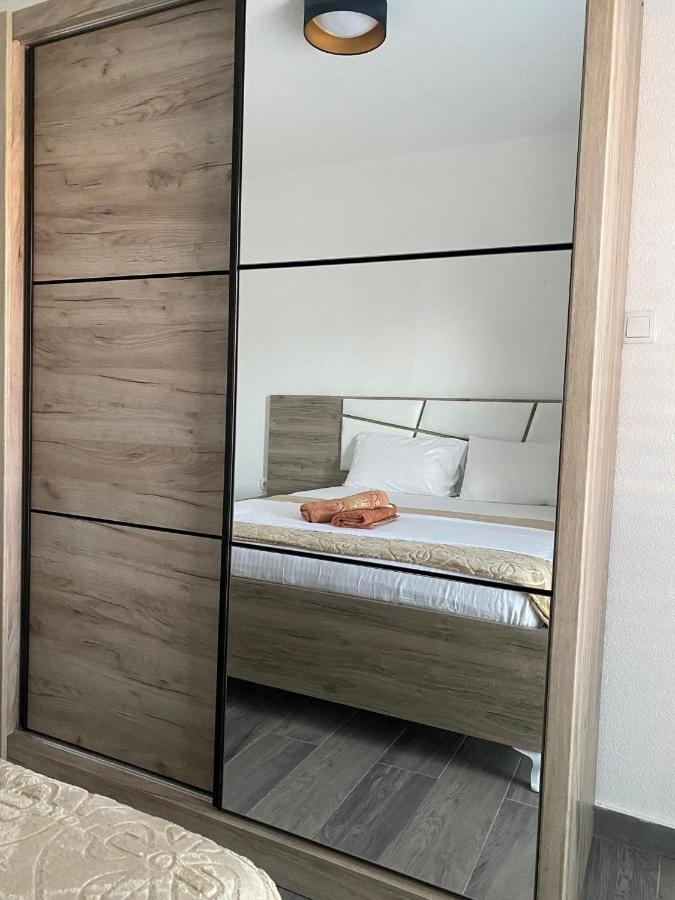 Curani House Apartment Улцин Екстериор снимка