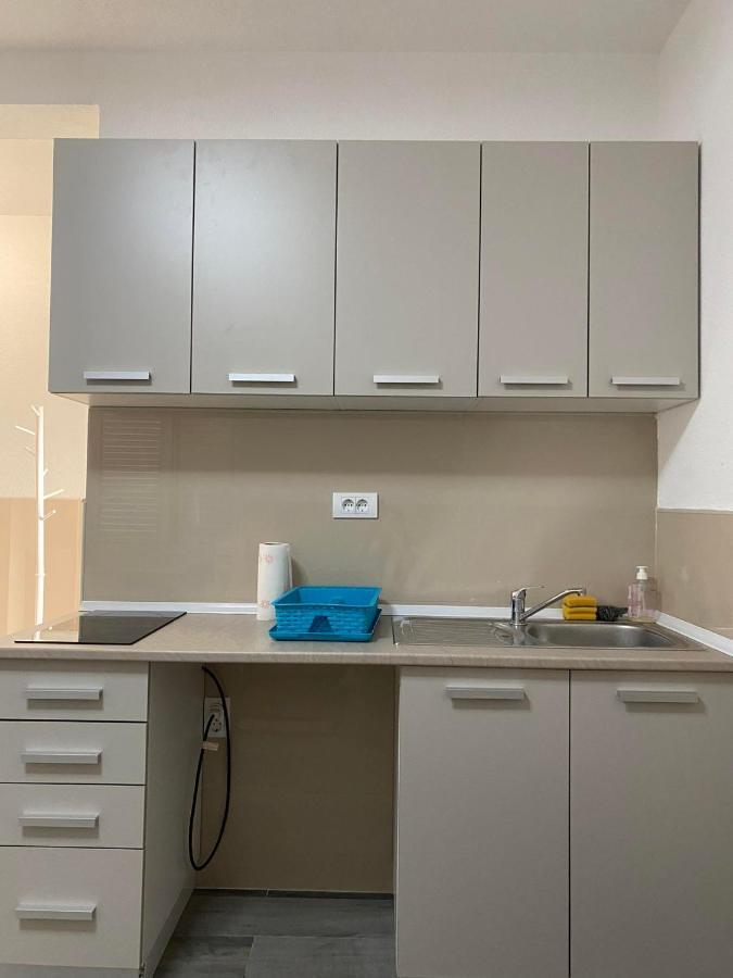 Curani House Apartment Улцин Екстериор снимка
