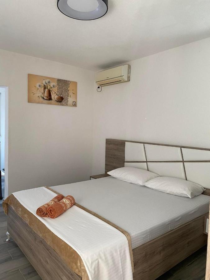 Curani House Apartment Улцин Екстериор снимка
