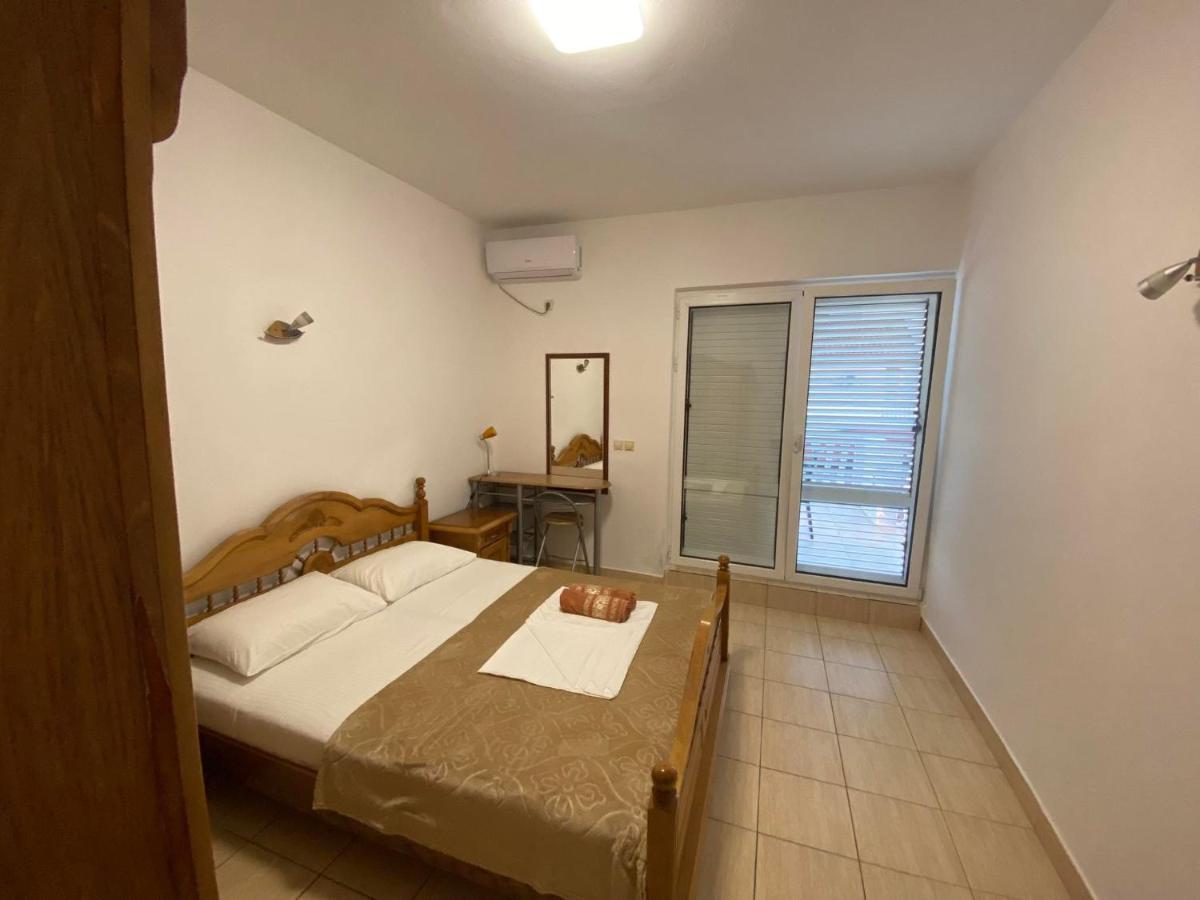 Curani House Apartment Улцин Екстериор снимка