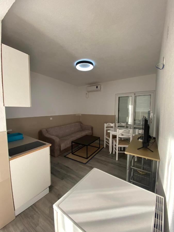 Curani House Apartment Улцин Екстериор снимка